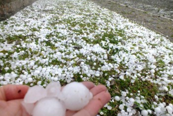 Os painéis solares são resistentes a chuva de granizo?